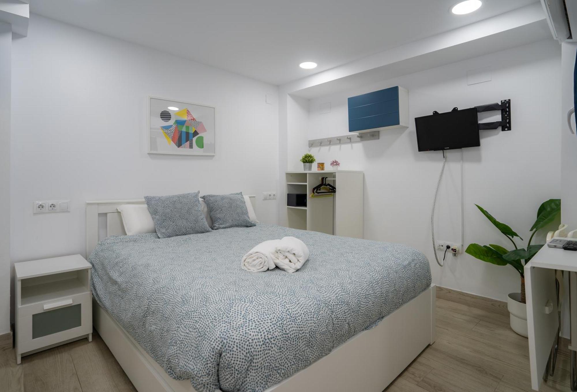 Playa Carihuela Estudio Rey El Carmen Torremolinos Luaran gambar